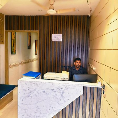 Hotel Sunrise Residency Mumbai Bagian luar foto