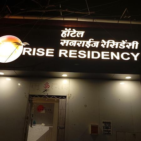Hotel Sunrise Residency Mumbai Bagian luar foto